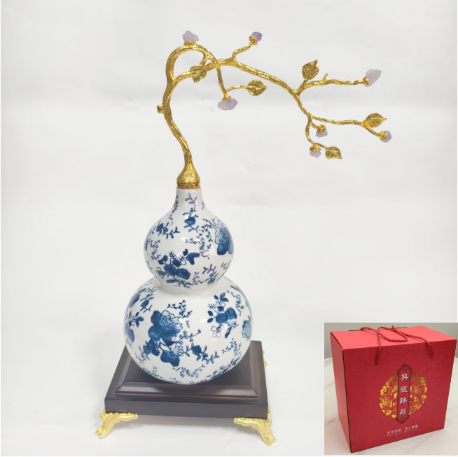 Keramikas kalabāša formas dekoratīvā figūra ar emaljas apdari, zilas un baltas krāsas raksts, ķīniešu stila mājas dekors dzīvojamajai istabai, vīna skapis vai birojam