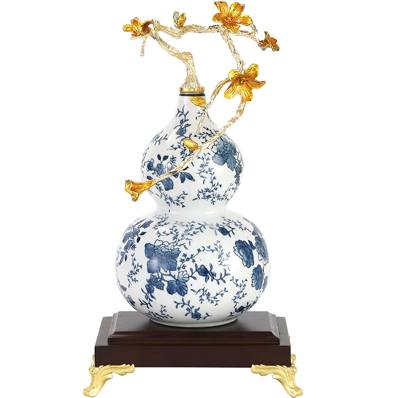 Keramikas kalabāša formas dekoratīvā figūra ar emaljas apdari, zilas un baltas krāsas raksts, ķīniešu stila mājas dekors dzīvojamajai istabai, vīna skapis vai birojam