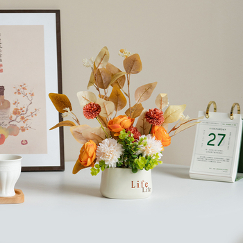 Dirbtinių šilkinių gėlių vazonas svetainės dekorui – šilko gėlės, serigrafijos technika