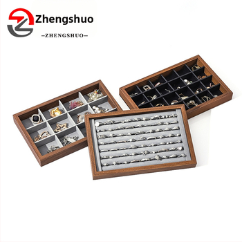 Rotu izstādes plāksne, PU materiāls, kvadrātiska forma, cieta plātnes korpuss, salikšanas tehnika, mākslinieciskais stils