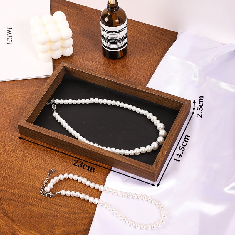 Benya juvelieru plaukts ar ādas korpusu un flaneles iekšējo apdari, Pavasaris 2025