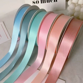 Polüesterist satiinlint kinkide pakkimiseks, bränd North of the Creek; sobib pulmadeks, jõulukaunistusteks ja DIY käsitööks.