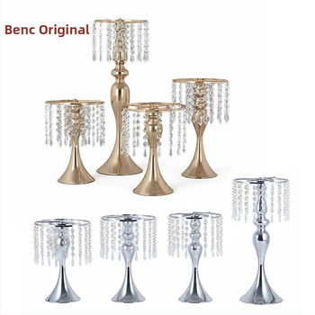 Ziedu vāze ar pērļu un kristālu pērlēm kāzu dekoram (Zīmols: Benchon; Materiāls: Dzelzs; Kategorija: Vietas izkārtojuma rekvizīti; Tips: Ziedu vāze ar pērlītēm)