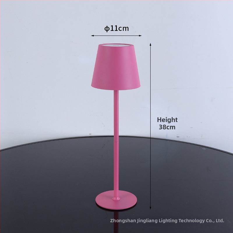Galda lampa ar pieskārienu vadību Skandināvu minimālisma stilā, korpuss no plastikas+dzelzs, nakts un apkārtnes gaisma