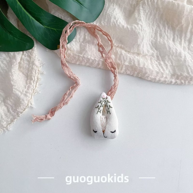 Bērnu tekstila kulons ar dzīvnieka karikatūru — Roku darbs, bērnu stils, auduma materiāls