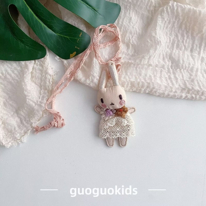 Bērnu tekstila kulons ar dzīvnieka karikatūru — Roku darbs, bērnu stils, auduma materiāls