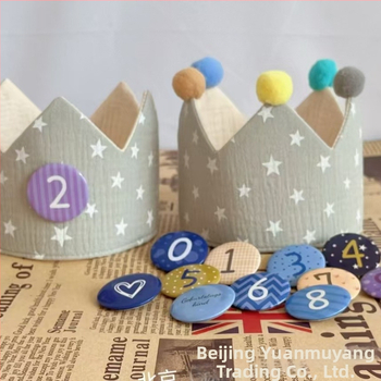 Bērnu dzimšanas dienas cepure‑vainags rekvizīts fotogrāfijām, audums, pielāgojama, individuāli iepakota, vecuma grupas 0–3, 3–6, 6–10, 10+