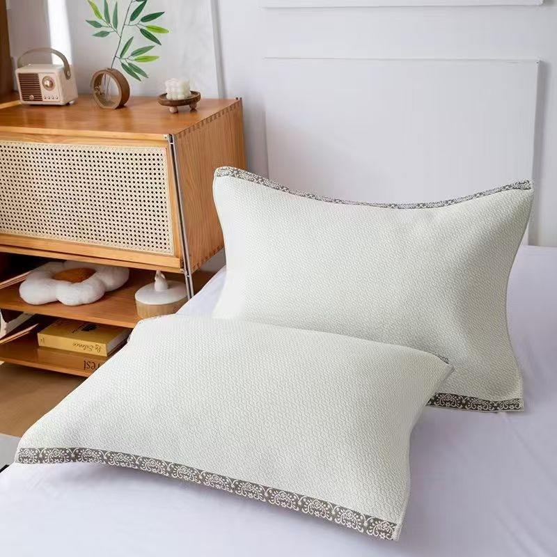 Kender-pamut párnahuzat, 4 réteg géz jacquard szövés, egyedi logónyomás, három darabos készlet, egész évben használható