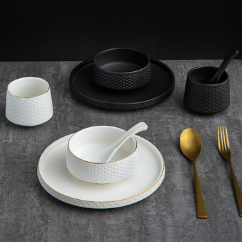 Porcelaninių lėkštų rinkinys, japonų stiliaus retro, keturių vnt., apvalios formos, tinka mikrobangoms, nordiško stiliaus, viešbučiams ir restoranams