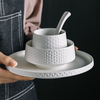 Porcelaninių lėkštų rinkinys, japonų stiliaus retro, keturių vnt., apvalios formos, tinka mikrobangoms, nordiško stiliaus, viešbučiams ir restoranams