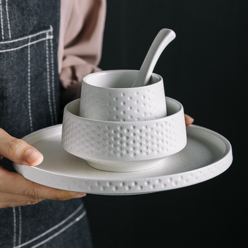 Porcelaninių lėkštų rinkinys, japonų stiliaus retro, keturių vnt., apvalios formos, tinka mikrobangoms, nordiško stiliaus, viešbučiams ir restoranams