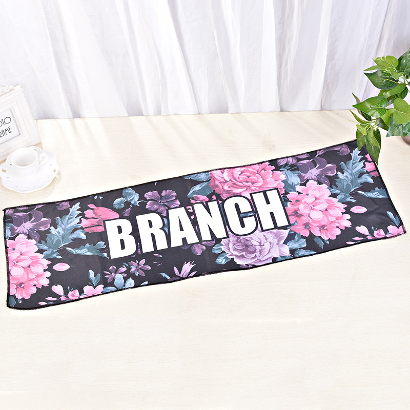 Sportos hűtő kendő, poliészter anyag, gyors nedvszívás 0–5 másodperc, sport kendő, logóval testre szabható (poliszter; 0–5 s nedvszívás; hűtő kendő; sport kendő; testreszabás)