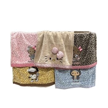 Näo rätik leopardi kassimustriga – koralli fliis, 150D, õmmeldud, 50–80 g