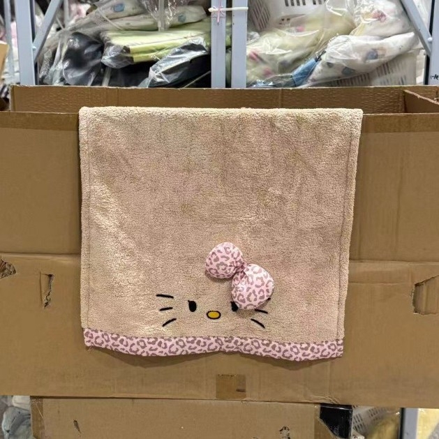 Näo rätik leopardi kassimustriga – koralli fliis, 150D, õmmeldud, 50–80 g