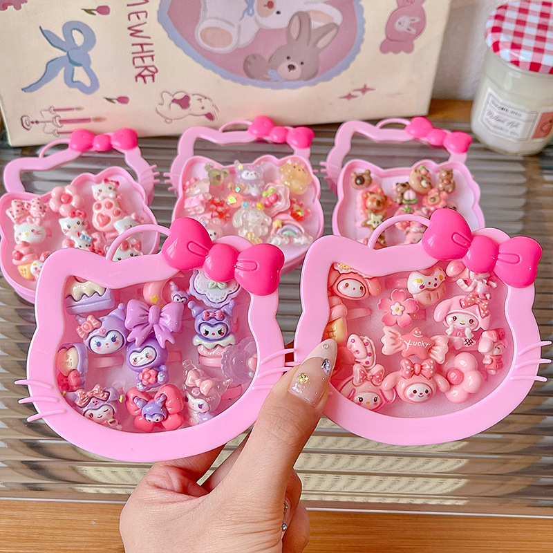 Bērnu plastmasas gredzens – karikatūru varonis, Princeses sērija, roku darināts, vecuma grupa 3-10 gadi