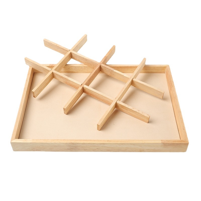 Drvena kutija za prikazivanje narukvica s mikrovlaknastim baršunom i jastučićem za satove/narukvice; mogućnost prilagodbe obrade