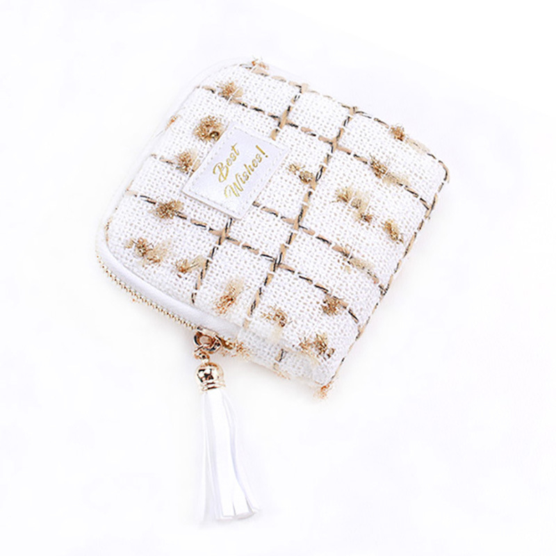 Velúr ékszertáska bojtos cipzárral – clutch/Instagram-stílus, puha kivitel, modell Wy047