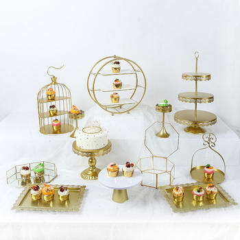 Дантелен кант правоъгълен метален поднос за торти и сладкиши, европейски стил