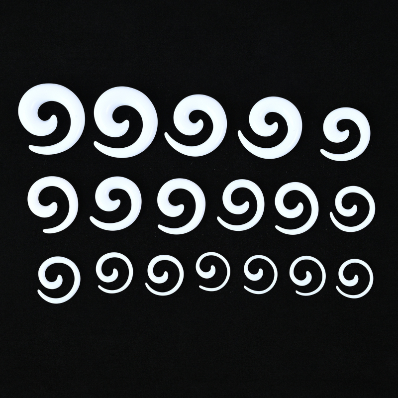 Auskarai ausims - Akriliniai, sraigės stiliaus, rankų darbo, krištolo akcentas