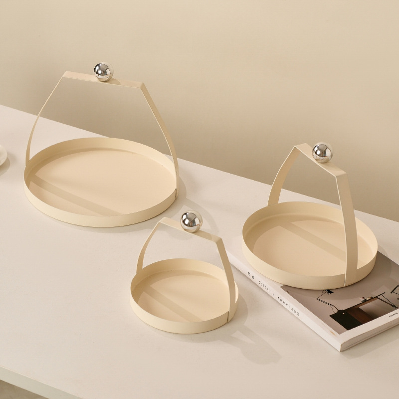 Плодова чиния от ковано желязо, европейски стил, луксозен ретро дизайн, за всекидневна, пусната през 2024 г., първокласно качество