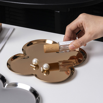 Neratised terasest lillekujuline ehtehoidla plaat – laualine dekoratiivne taldrik lille motiiviga, kerge luksusstiil, elektroplating