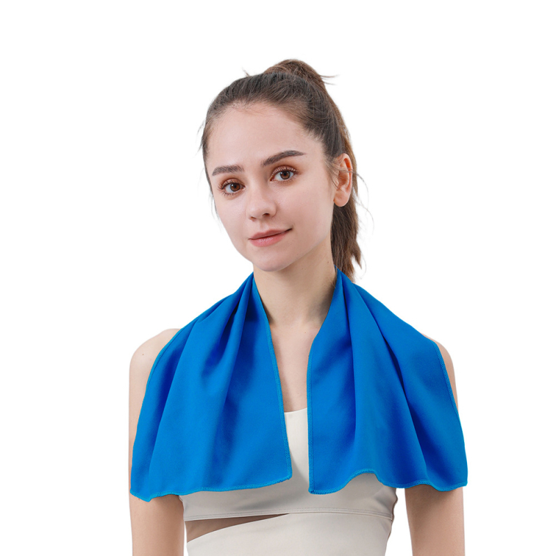 Mikrofibras sporta dvielis, 100 g, malā šuvēts, ātra absorbcija 0–5 s, iespējama logotipa pielāgošana