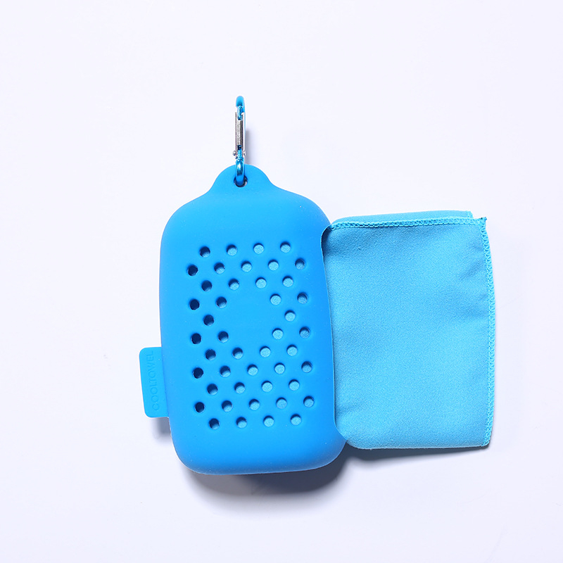 Mikrofibras sporta dvielis, 100 g, malā šuvēts, ātra absorbcija 0–5 s, iespējama logotipa pielāgošana