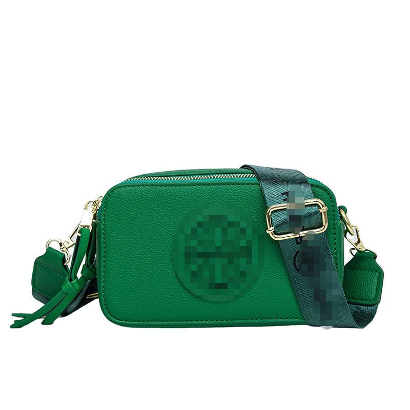 Ženska crossbody torbica s Lychee uzorkom, PU materijal, vertikalna kvadratna forma, magnetsko zatvaranje, unutarnji pretinac za telefon i džep sa zatvaračem, jedna naramnica