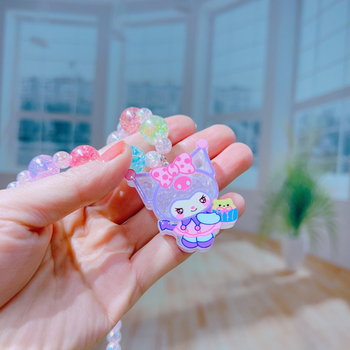 Bērnu akrila kaklarotu komplekts ar daudzslāņu pērlīšu ķēdi un kulonu, karikatūras varonis, garums līdz 20 cm