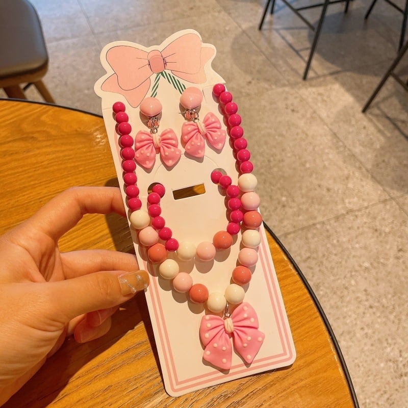 Kaklarota ar loku kulonu, Korejas stila, no plastmasas, roku darbs, piemērota bērniem no 3 līdz 10 gadiem