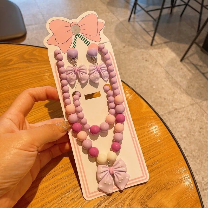 Kaklarota ar loku kulonu, Korejas stila, no plastmasas, roku darbs, piemērota bērniem no 3 līdz 10 gadiem