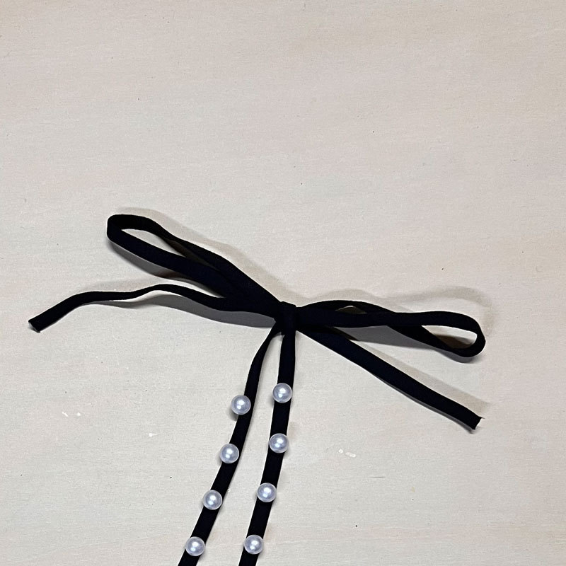 Krūšu siksniņa ar pērļu mezgliem un dārgakmeņiem – dārgakmeņu stils, neilons, pavasaris 2024