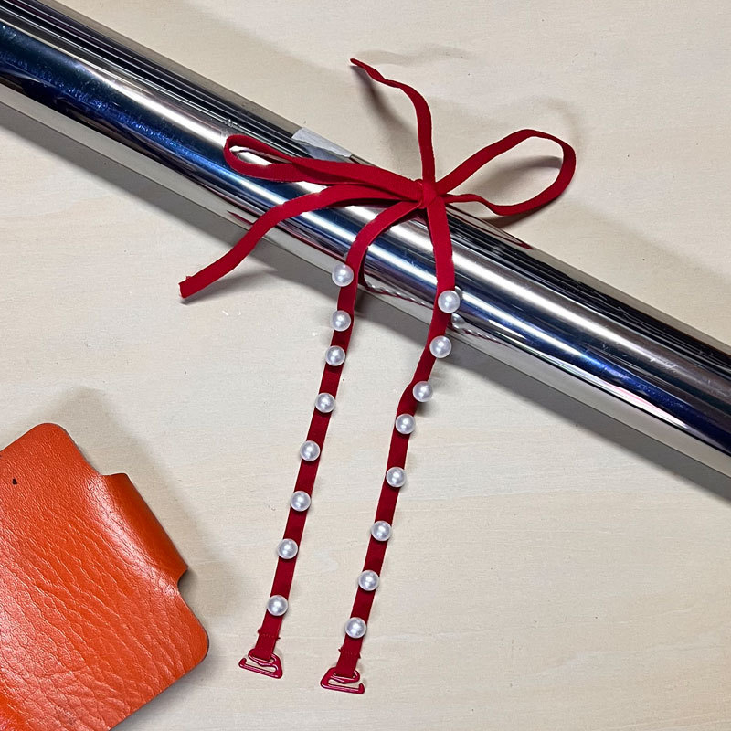 Krūšu siksniņa ar pērļu mezgliem un dārgakmeņiem – dārgakmeņu stils, neilons, pavasaris 2024