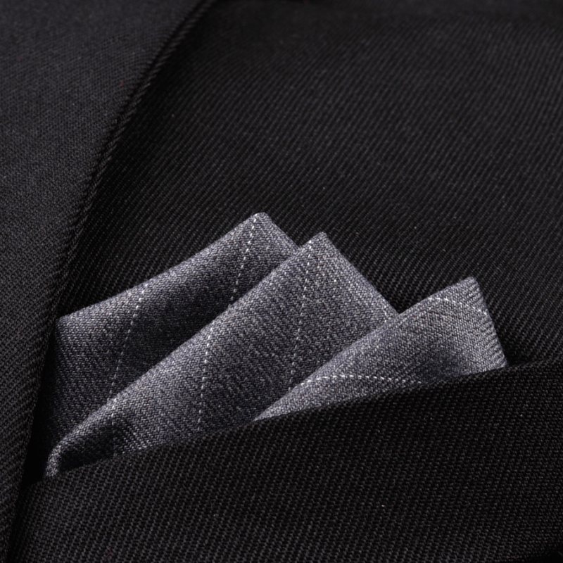 Joslaina kabatas lakatiņa uzvalkam, jacquard audums, poliestera-kokvilnas maisījums, poliestera odere