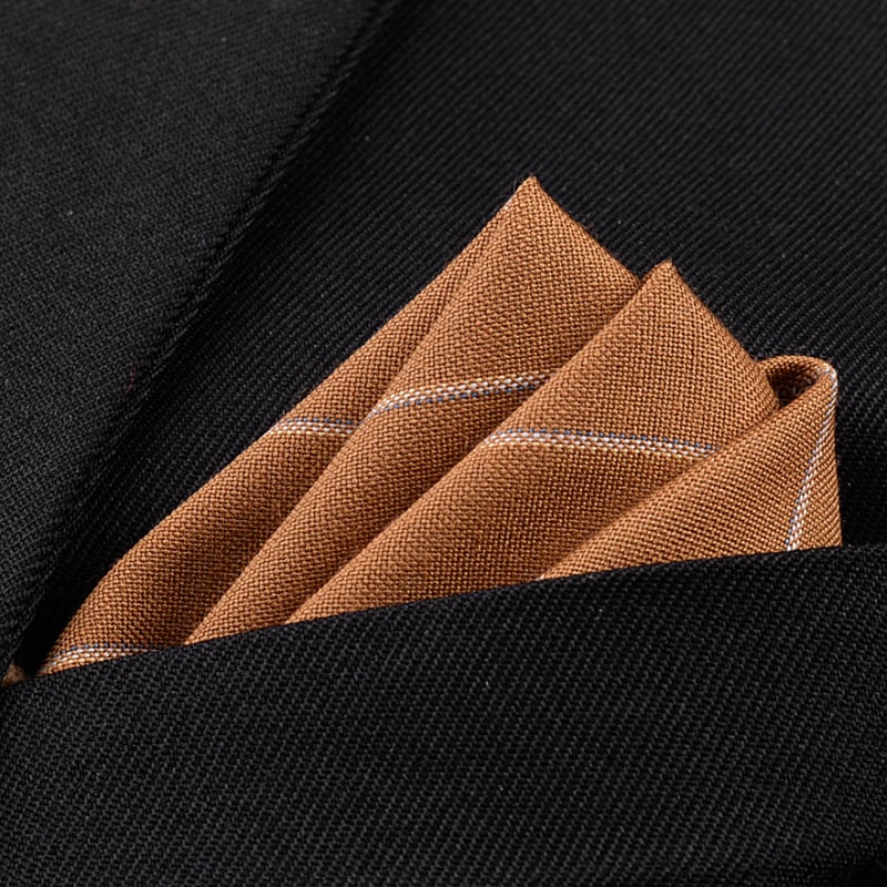 Joslaina kabatas lakatiņa uzvalkam, jacquard audums, poliestera-kokvilnas maisījums, poliestera odere