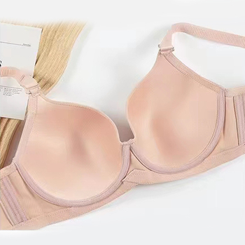 Mozhi Ni tradicionālais krūšturis ar metāla vadotnēm, 3/4 kauss, bezšuvju plāns formēts kauss, noņemamas dubultās siksnas, aizmugurē ar četrām rindu āķu aizdari