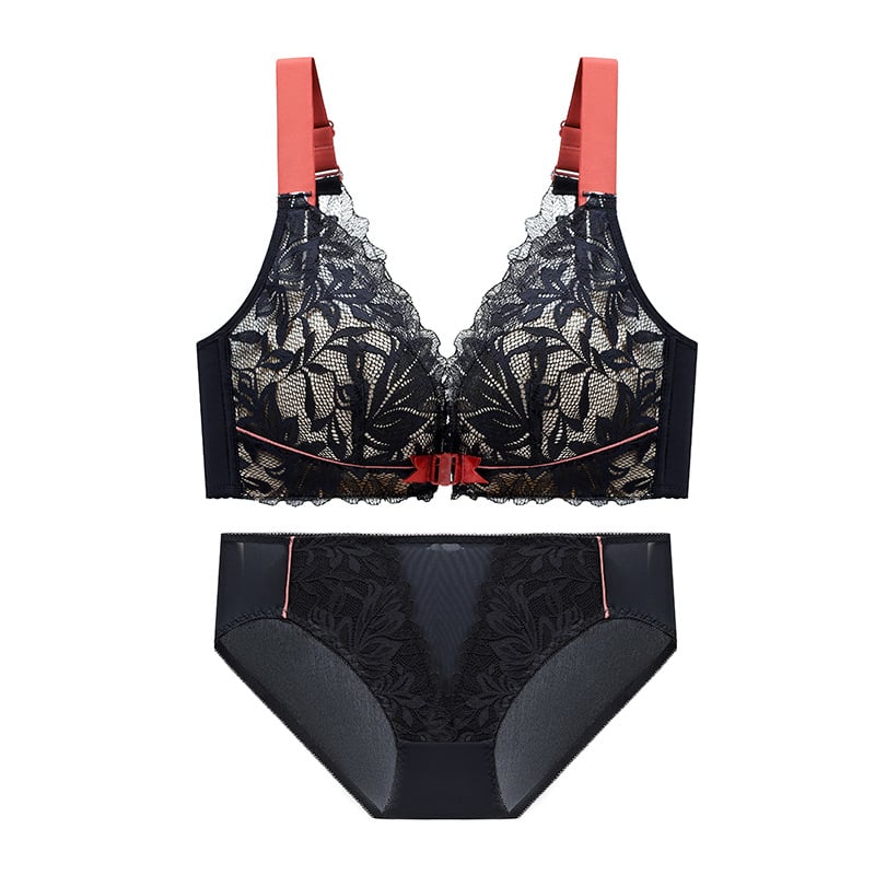 Priekšējās aizdales mežģīņu komplekts, 3/4 krūšu kauss, formēti kausi (augšējie plāni, apakšējie biezi), bez stieņa