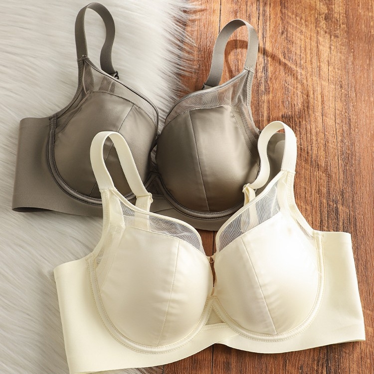 Kokvilnas krūštura komplekts | 3/4 kausi, augšējā daļa plāna, apakšējā daļa bieza | fiksētas dubultās siksnas | mugurējā aizdare ar trim āķu rindām