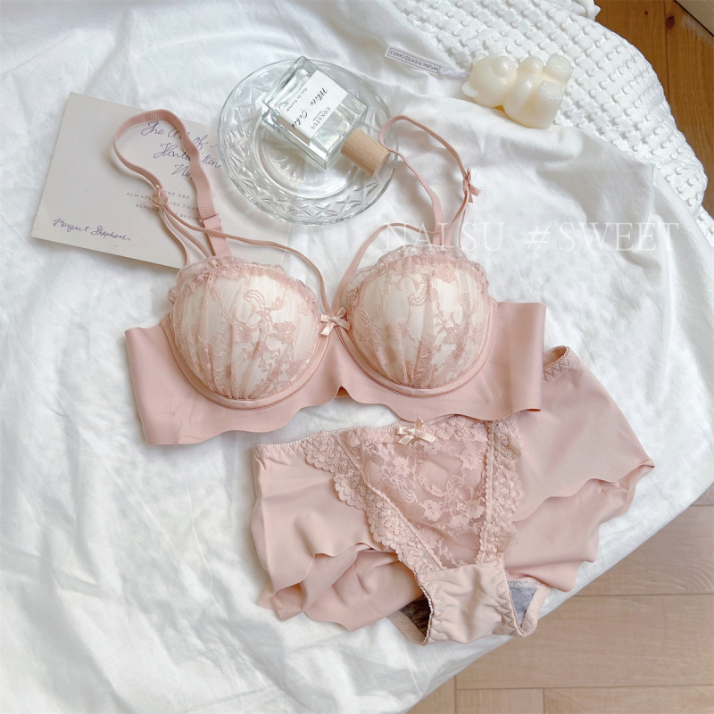 Čipkasts krūšu komplekts, push-up, regulējams, 3/4 kauss