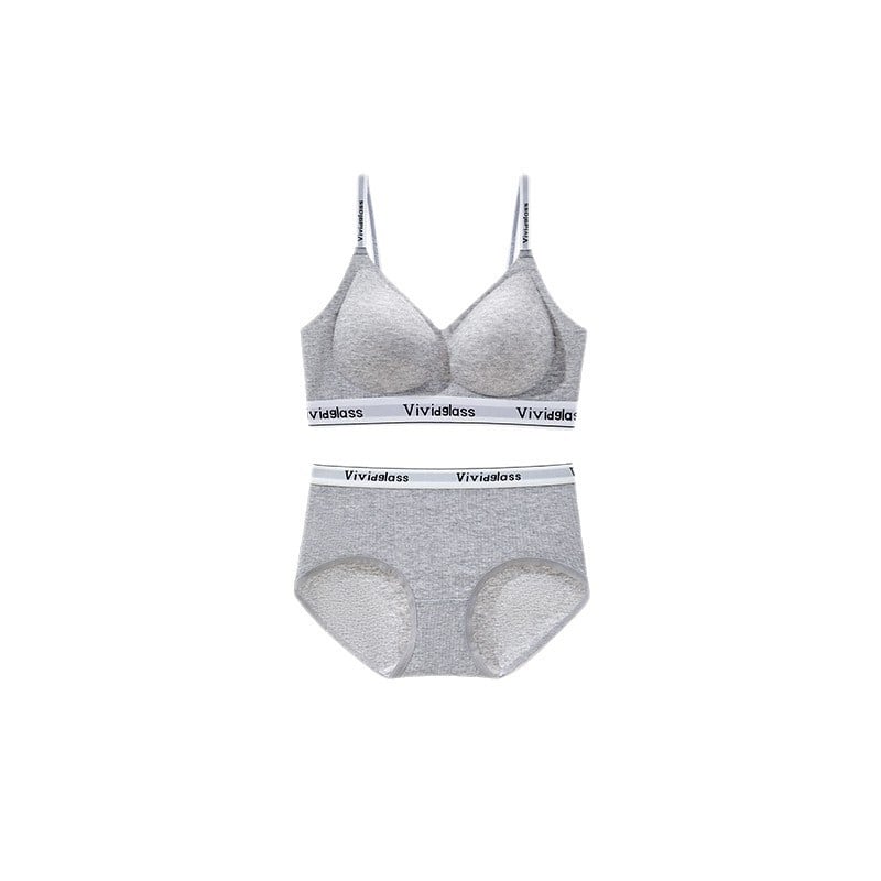 Modal krūštura komplekts, sporta stils, 3/4 kauss, veidota putas kauss, fiksētas dubultās siksnas, aizmugurē trīs rindu āķu aizdare, elpojošs, bez šuvēm