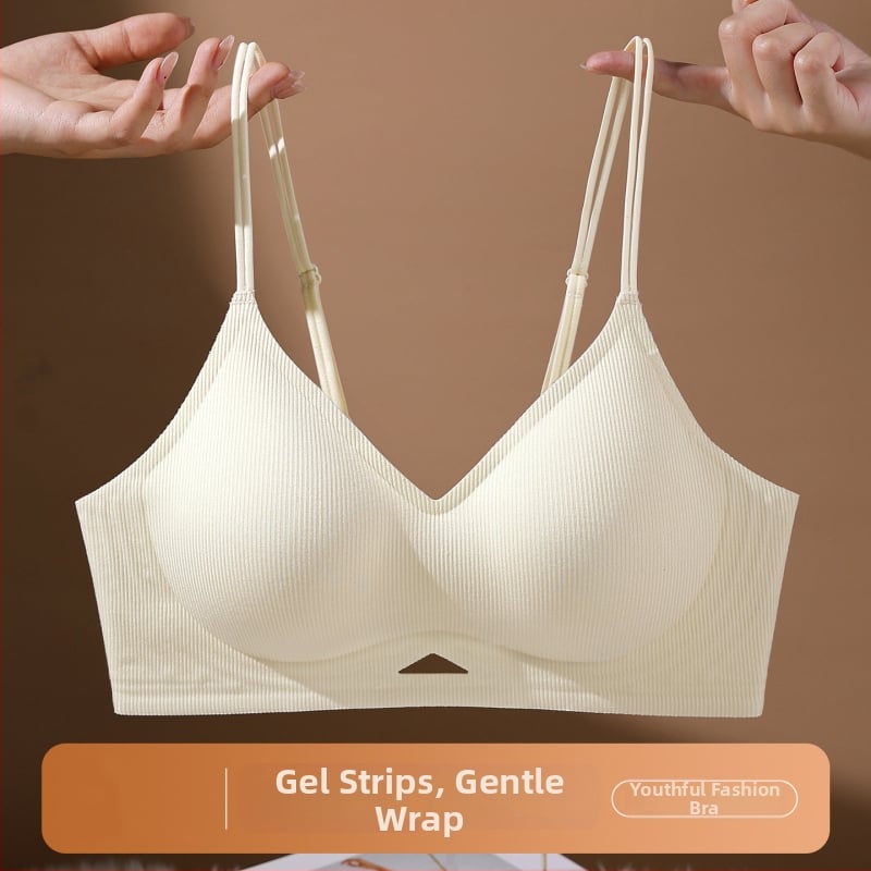 Bezvadu krūšturis ar 3/4 kausiem, plānas veidotas kupas, fiksētas siksnas, elpojošs neilona audums, mugurējais aizdare ar četru rindu aizdarēm