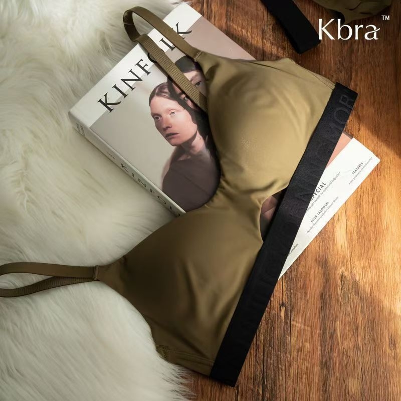 Sieviešu krūštura komplekts, neilona audums, plānas formētās kupas, bez stieplēm, push-up efekts, bezšuvju, fiksētas dubultās siksnas, muguras divkāršā aizdare, elpojošs un ērts