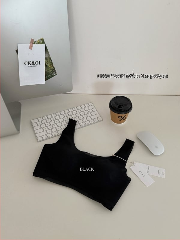 Īpaši plāns krūšturis ar gaisa kausiem, 1/2 kauss, sūkļa formā kupas, neilona audums, fiksētas dubultās siksnas, vestes stils