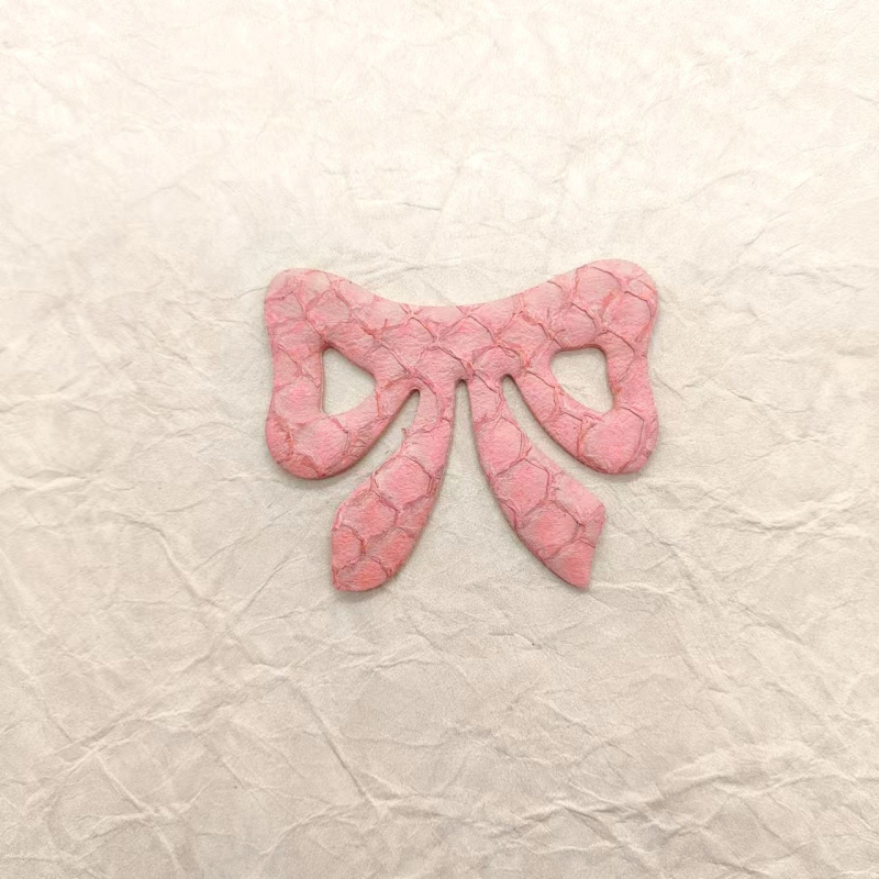 Dječja kopča za kosu s velikom mašnicom, leopard uzorak od konjske dlake i kože (Ručna izrada; Podrijetlo: Qingdao; Ljeto 2024; Materijal: Cortex)