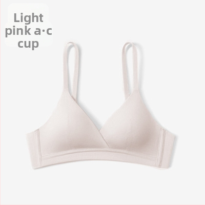 Bezvadu trikāšu krūšturis ar Modal audumu, plānas veidojošas kausi, aizmugurē trīs rindu āķu aizvērums, fiksētas dubultās siksnas, elpojošs un ērt