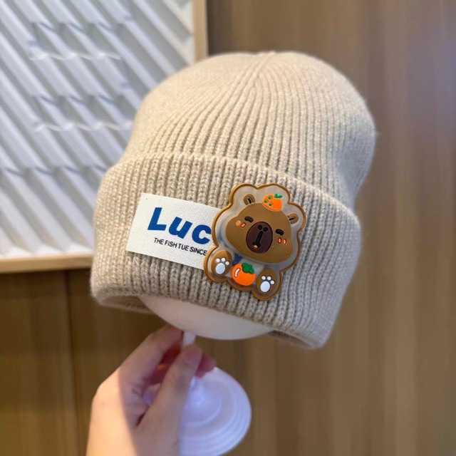 Bērnu ziemas adīta cepure, kupolveida krona un mala, silta un vēju izturīga, akrila šķiedra 71–80%