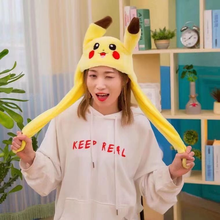 Liela malas cepure ar platām malām un atvērtu kroni; Ziemas izdevums 2023; neilona velūrs ar sniegpārslām; izšūšana, jacquard, tie-dye