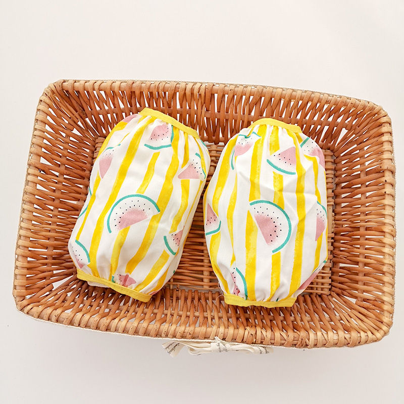 Bērniem paredzētas velūra pūkainas piedurknes ar jautru karikatūru motīvu, pret netīrumiem, piemērotas ziemai, pavasarim un rubenim