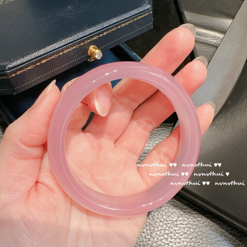 Nefrīta rokassprādze NVNV THUI, roku darbs, franču retro stils