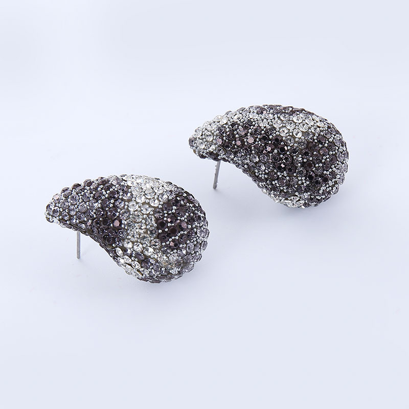 Set nakita: naušnice, ogrlica i narukvica; Materijal: Ccb + stakleni rhinestones; Obrada: elektroplating; Lanac: standardni lanac; Privjesak: rhinestone